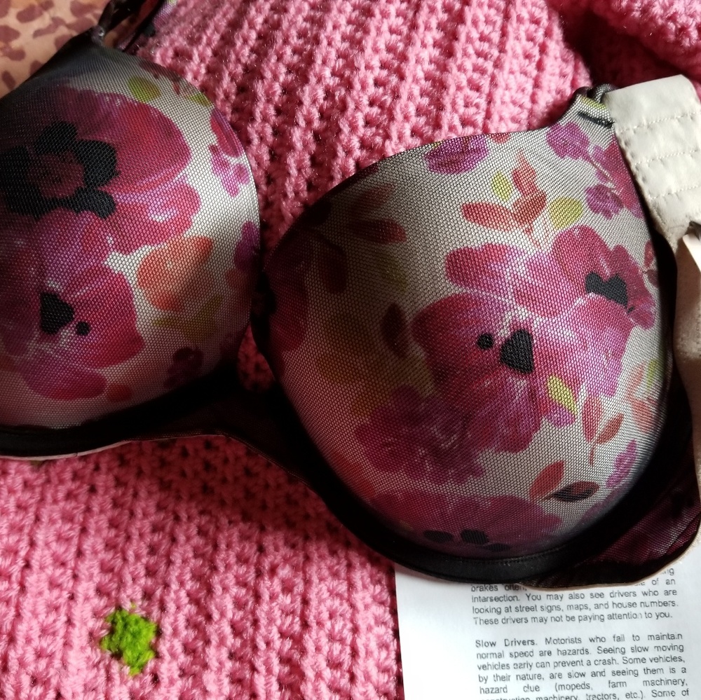 VS Bras